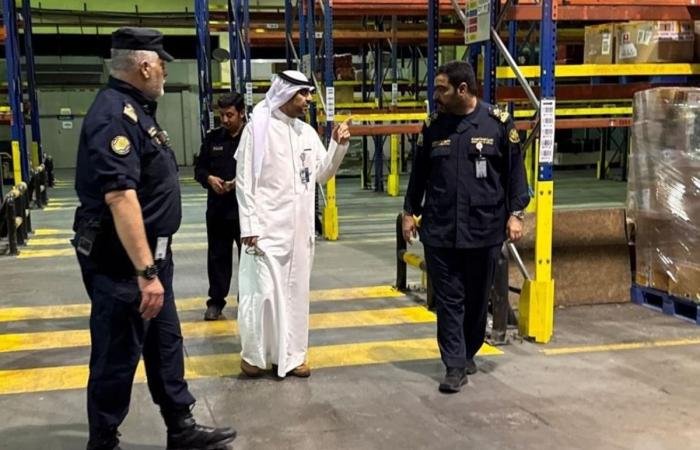أخبار الكويت | نائب رئيس «الجمارك»:  تعزيز الرقابة الجمركية ورفع مستوى الأداء | عيون الجزيرة الكويت