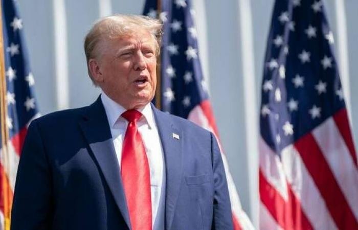 البيت الأبيض يحذر موظفيه من التداول وسط رهانات حرب إيران