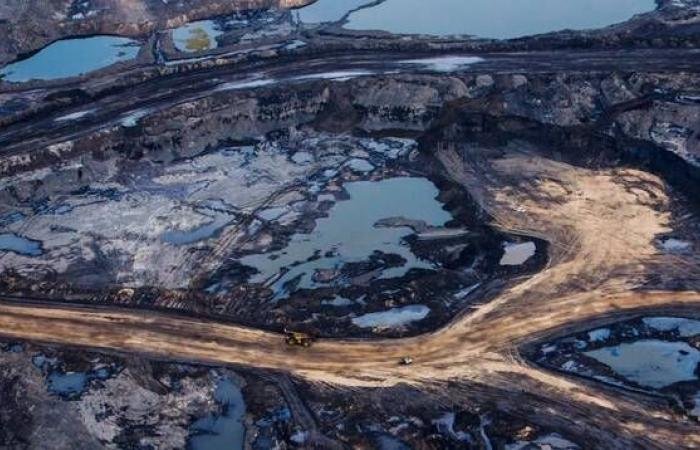 مصاف صينية تشتري النفط الإيراني بأسعار أعلى من برنت