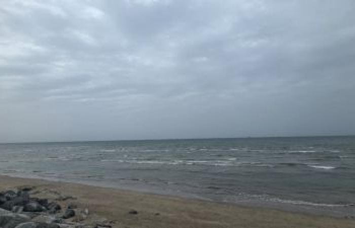 أخبار سلطنة عمان | هطول أمطار متفرقة على عدد من الولايات | عيون الجزيرة الاخبارية عمان