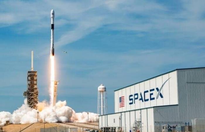 تقرير: سبيس إكس تتكبد خسارة بـ5 مليارات دولار في 2025
