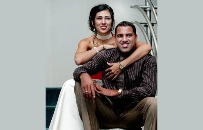 الرياضة الان | الأيقونة أيلتون اشترى جائزته من ايباي | عيون الجزيرة الرياضي