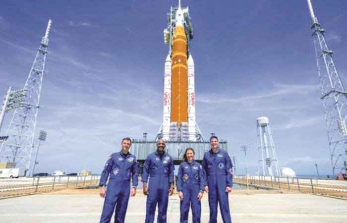 هبوط طاقم «أرتميس 2» بعد أول تحليق حول سطح القمر منذ أكثر من 50 عاماً | عيون الجزيرة