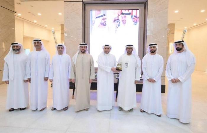 الامارات الان | تفاهم لنقل 3 خدمات رئيسية للإقامات العقارية إلى منظومة الهوية وشؤون الأجانب بدبي | عيون الجزيرة الامارات