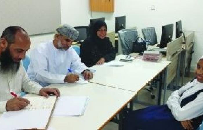 أخبار سلطنة عمان | تقييم طلبة الدمج الفكري في مسابقة القرآن الكريم الظاهرة | عيون الجزيرة الاخبارية عمان