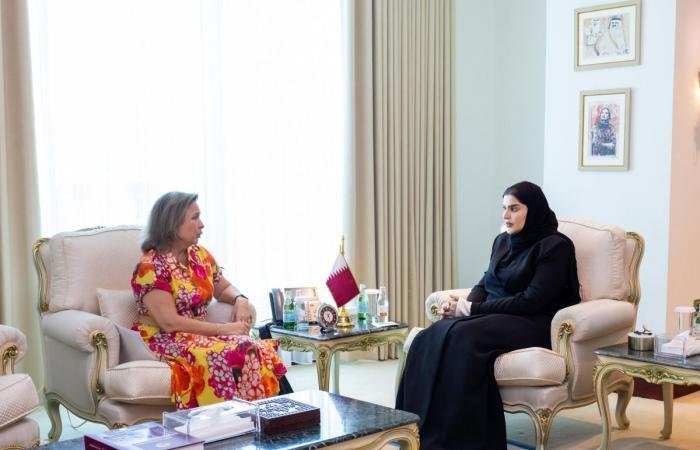 أخبار قطر | وزير الدولة للتعاون الدولي تجتمع مع سفير الاتحاد السويسري | عيون الجزيرة قطر