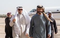 أخبار الكويت | وكيل وزارة الإعلام يستقبل وزير الاقتصاد والسياحة الإماراتي لدى وصوله إلى البلاد | عيون الجزيرة الكويت