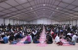 الامارات الان | «بيت الخير» توزع مليوناً و42 ألف وجبة إفطار خلال النصف الأول من رمضان | عيون الجزيرة الامارات