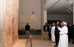 أخبار سلطنة عمان | رئيس جمهورية بوتسوانا يزور المتحف الوطني | عيون الجزيرة الاخبارية عمان