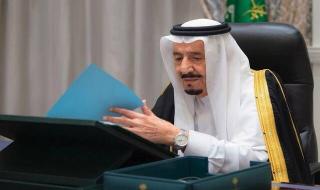 خادم الحرمين الشريفين يهنئ العالم بعيد الأضحى المبارك